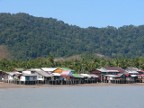Ban Si Raya village from water.JPG (100KB)